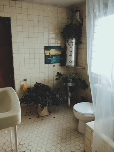 Comment choisir le rideau de douche parfait pour relooker votre salle de bain ?